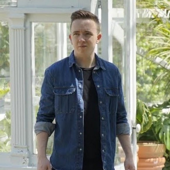 Meet your Posher, Dylan - Picture 1 of 1